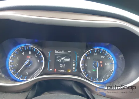 2017 Chrysler Pacifica Touring Plus z USA, uszkodzony, nr VIN 2C4RC1BG1HR841406